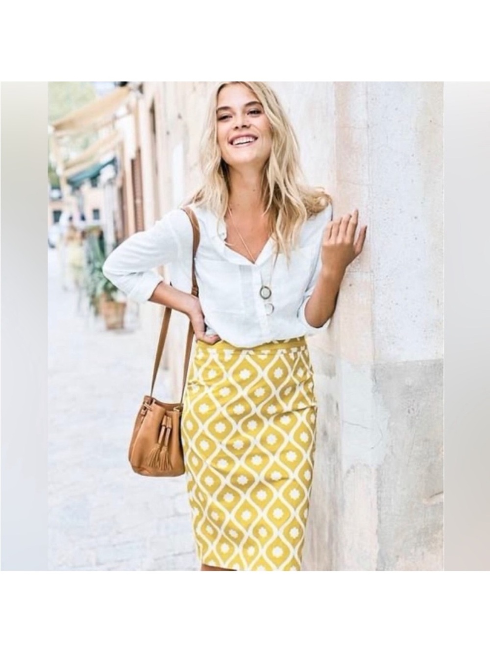 BODEN Textured Yellow Patterned Women's Pencil Skirt size 8 summer soft 
Career